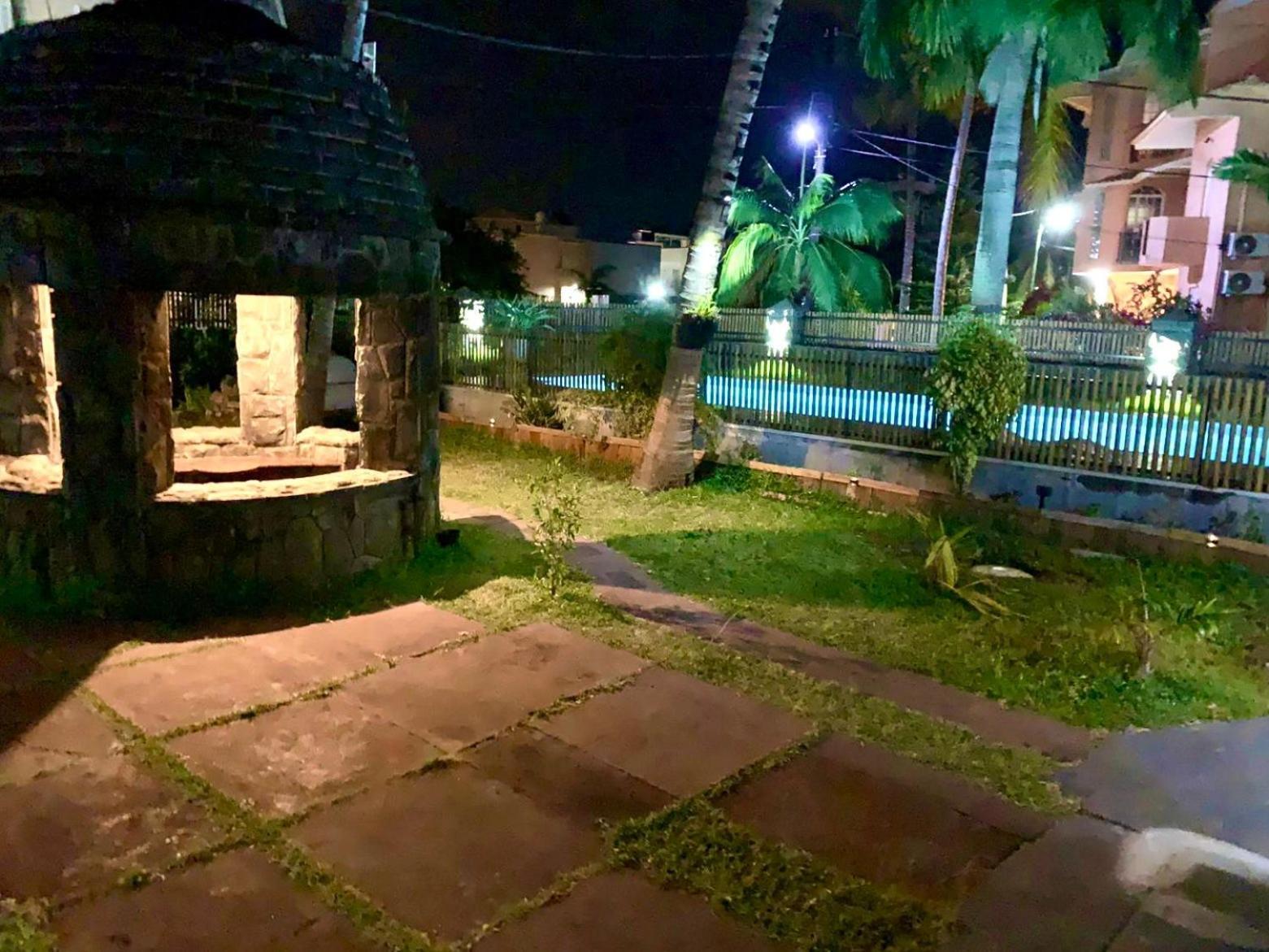 White Castle Villa Pereybere Beach Luaran gambar