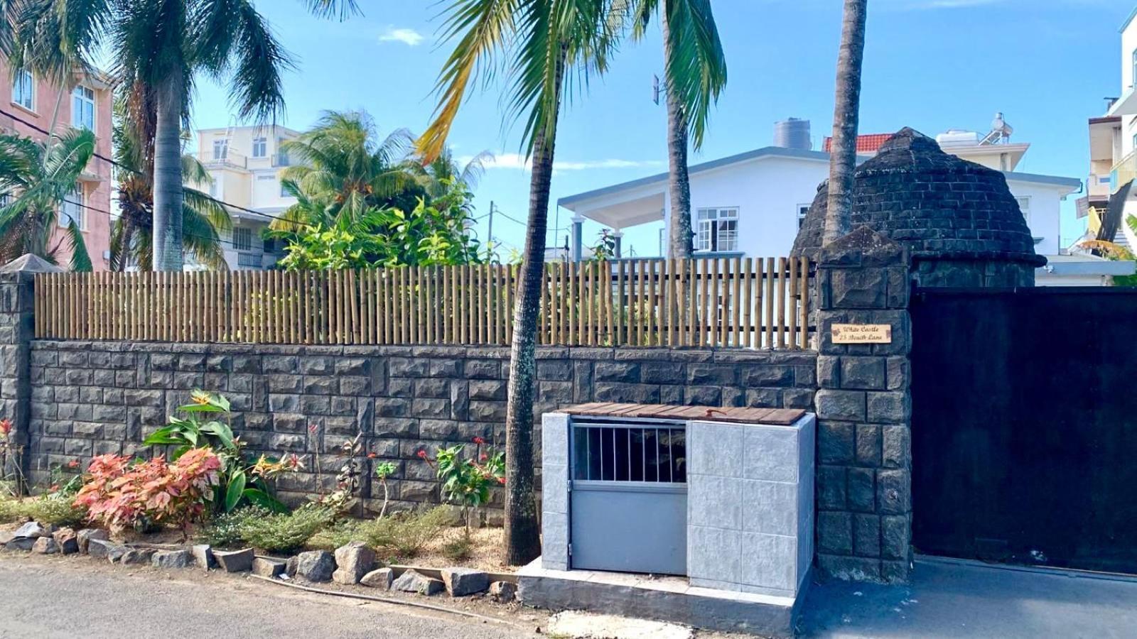 White Castle Villa Pereybere Beach Luaran gambar