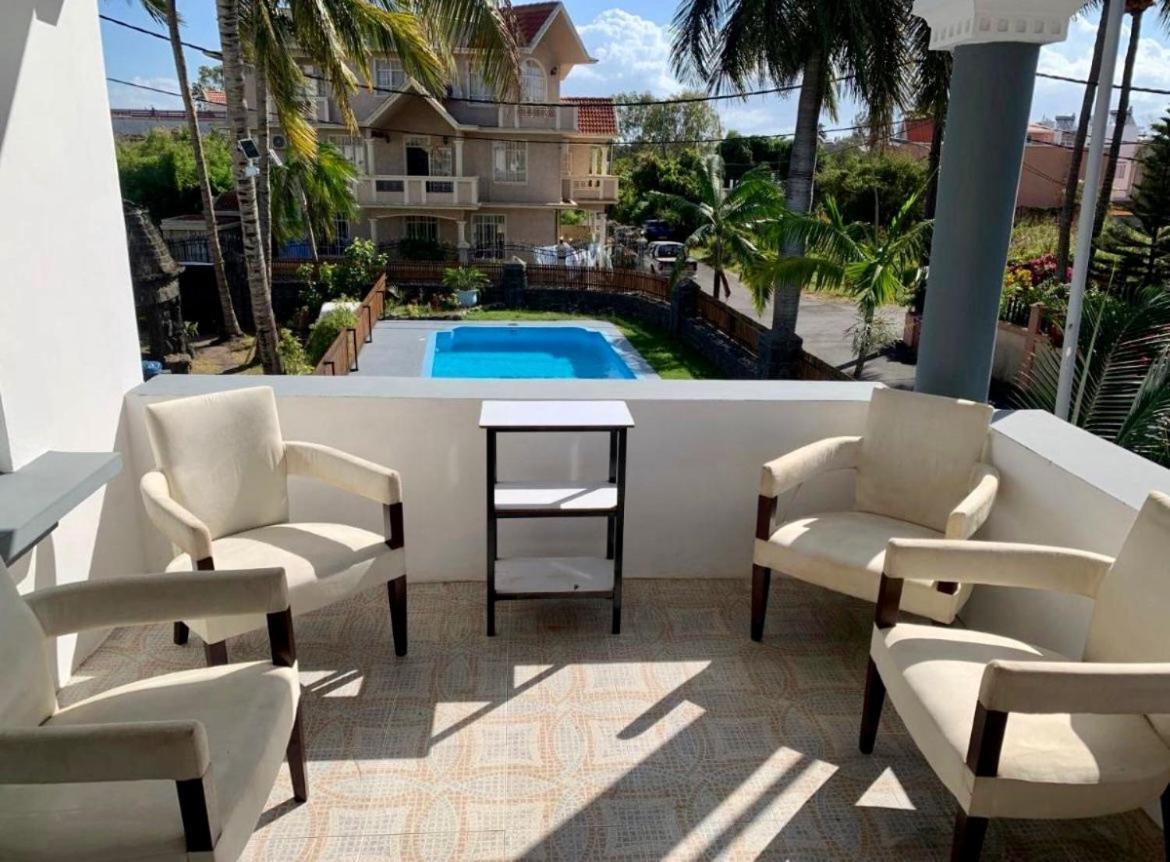 White Castle Villa Pereybere Beach Luaran gambar